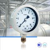 Die AFRISO Rohrfeder-Chemiemanometer NG 50 und NG 63 eignen sich für Anwendungen in der Chemie- und Verfahrenstechnik und sind DNV-und GOSSTANDART-zertifiziert / Foto: AFRISO
