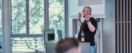 Kopie von Groß (t3dev-day2 107)-1280x512-1280x512.webp