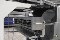 Durch die Umstellung der Backlinie von Kontakt- auf Sprühbeölung profitiert der Traditionshersteller von sekundenschnellen Produktwechseln, einer deutlich verbesserten Hygiene und einer Reduzierung der anlagenbedingten Stillstandzeiten.