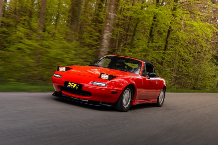 Mazda_MX-5_NA_ST_XTA_Fahrzeugfahraufnahme_0001.jpg