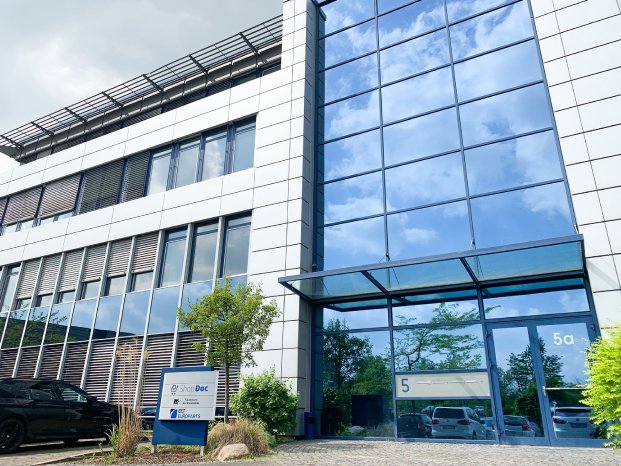 Der neue Hauptsitz von EET Europarts in Langenfeld.jpg