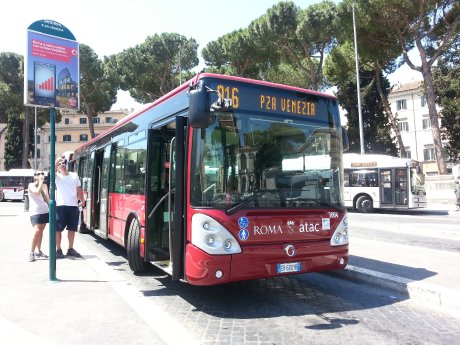 Bus_ATAC_Roma.jpg