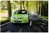 Zunächst kommt das Serienverfahren zur Extraktion seltener Erden bei gebrauchten Nickel-Metall-Hydridbatterien zum Einsatz, die aus Honda-Hybridfahrzeugen stammen (im Bild: der Jazz Hybrid)