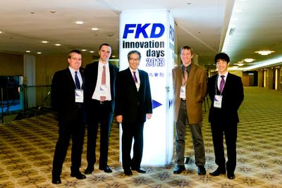 Von links: Dr. Stefan Bonerz, Technologiemanager OTT-Jakob Spanntechnik, Frank Jakob, Geschäftsführer OTT-Jakob Spanntechnik, Ryozo Fukuda, Geschäftsführer FUKUDA Corp., Roland Theurer, Vertriebsmitarbeiter OTT-Jakob Spanntechnik, Takayuki Fukuda, stellvertretender Geschäftsführer FUKUDA Corp.