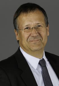 Rainer Buchmann, CEO Dematic Central Europe, diskutiert auf der EXCHAiNGE, wie sich Organisationen durch den Abbau von Innovationshemmnissen beleben lassen. (Foto: Dematic)
