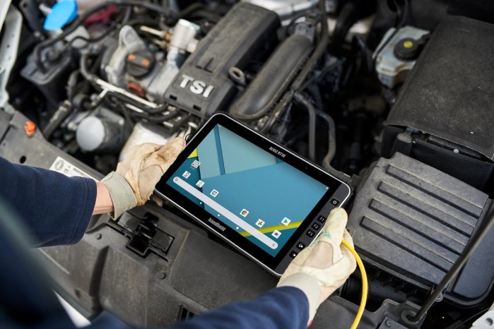 Algiz-RT10-tablet-automotive-diagnostics.jpg