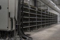 Lastflexibilität entscheidet über den Netzanschluss: 226 Gigawatt Großlasten warten in Texas auf eine Zusage, rund 20 Gigawatt davon für Mining