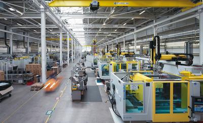 LKH verfügt in Heiligenroth-Montabaur über einen hochmodernen Maschinenpark auf einer Fertigungsfläche von 6.000 qm und ein neues Logistikzentrum mit 3.000 qm Fläche sowie 3.200 Lagerplätzen