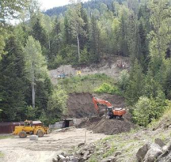 Mine Kenville: Erste Abtragungsarbeiten im Bereich des 257-Portals