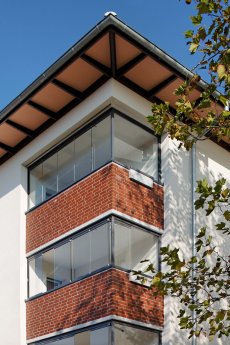 Bild 6 (Fassadendetail).jpg