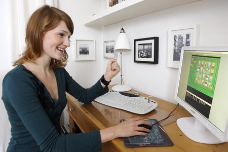 Casual Games sind es, was Frauen wollen: Warum das so ist, haben nun Wissenschaftler der TU Chemnitz zusammen mit King.com herausgefunden.