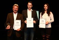 Henry Siemons (links), Leiter Tuning von Continental, nahm den Theo-Tuning-Award entgegen