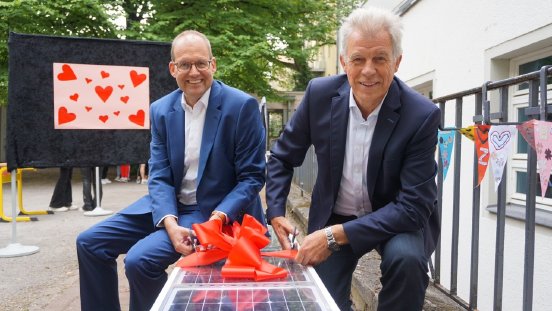 Solarbank_1_Ulf-Birger Franz_Dieter Casper_Foto Graf_RH.jpg