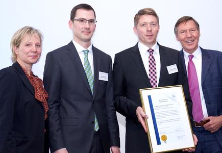 Aufgrund der erfolgreichen, partnerschaftlichen und kundenorientierten Zusammenarbeit mit Nestlé landete Pöppelmann FAMAC® unter den Top 20 bei der Auszeichnung des Nestlé Supplier Awards