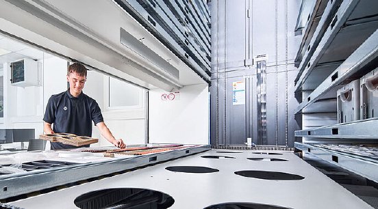 B3 csm_20250731112853-haenel-bernd-kussmaul-lean-lift-als-pufferlager_20456bb3a0.jpg