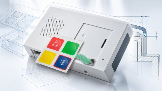 Technisches-Gehäuse-mit-farbiger-Folientastatur.webp