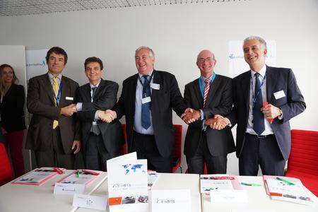 New E-HOTS support partnership combines the expertise of Eurocopter, DAHER, DCI, Eurotradia and Vector Aerospace © Copyright Eurocopter Jerome Deulin