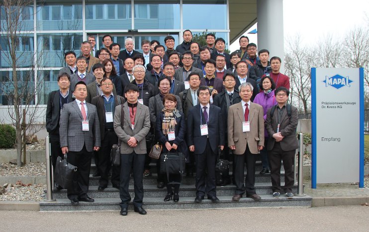 2015-03-27 Koreanische_Delegation.jpg