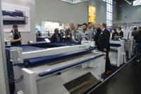 Die Motortafelschere MHSU ist das Einstiegsmodell bei den motorischen Tafelscheren von Hans Schröder Maschinenbau / Bildquelle: Schröder Group