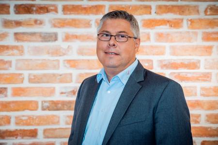 Dieter Kutschus ist Inhaber der 1994 gegründeten Digi-Zeiterfassung GmbH. Er ist überzeugt: Ein gutes System zur Zeiterfassung sorgt für mehr Mobilität und Flexibilität in Unternehmen (Fotograf: Hanna Sprißler)