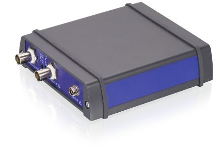 The F-712.PM1 optical power meter converts optical signals in a wavelength range from 400 nm - 1550 nm with high resolution and an extremely high bandwidth into a voltage signal