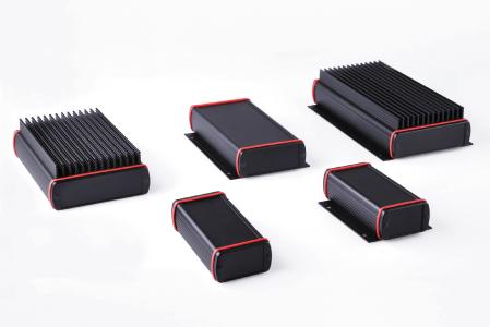 BOPLA erweitert sein Produktprogramm an Aluminiumgehäusen und ergänzt die ALUBOS-Serie um neue Varianten