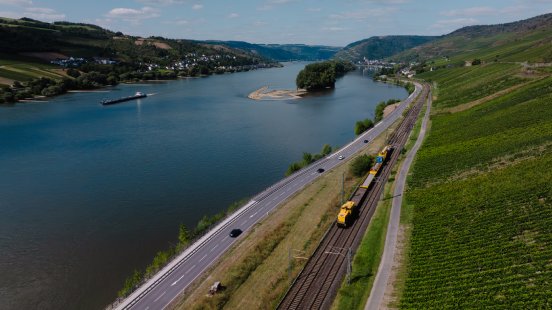 Foto 1 Landschaftsaufnahme_Rechter_Rhein_DB.png