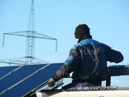 Service-Wartung-Photovoltaik-Solarstrom-Energie-gr.jpg