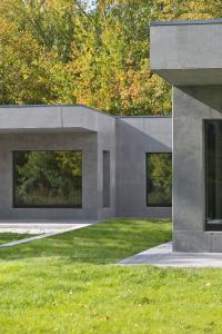 Tragend und dämmend: Infraleichtbeton ermöglicht monolithische Bauweisen (Foto: Alexander Blumhoff)