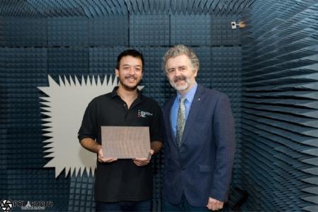 Didier Goulet-Tran, Gewinner der Altair Feko Student Competition 2018, mit seinem Betreuer Professor Jean-Jacques Laurin