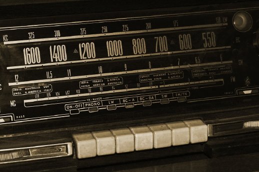 radio-1594819_960_720.jpg