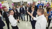 Faurecia begrüßt 3.400 Gäste beim Familienfest und setzt ein starkes Signal für die saubere Automobilzukunft