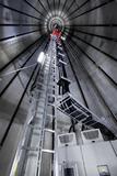Rittal bietet für die Windenergiebranche standardisierte, modulare Gehäuse- und Schaltschranklösungen, die sich durch hohe Montageeffizienz, Stabilität und Vibrationsfestigkeit auszeichnen – und somit die Costs-of-Energy senken. Quelle Rittal GmbH & Co. KG 