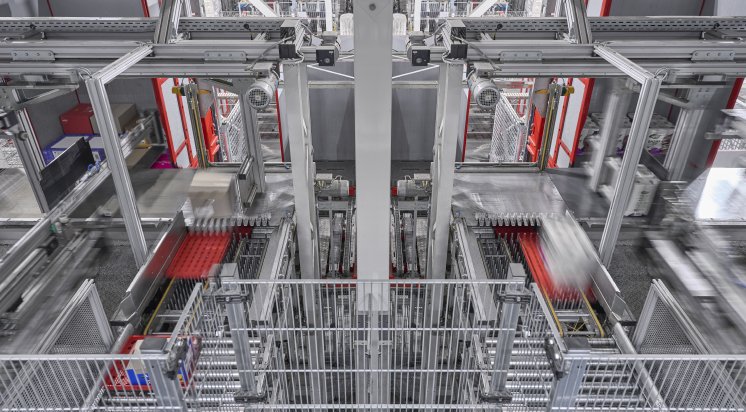 _4_WITRON_Axfood_OPM Picking.jpg