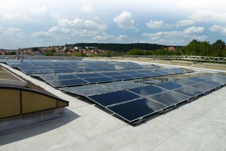 PlanTec, Jurchens neues PV‐Montagesystem für Flachdächer