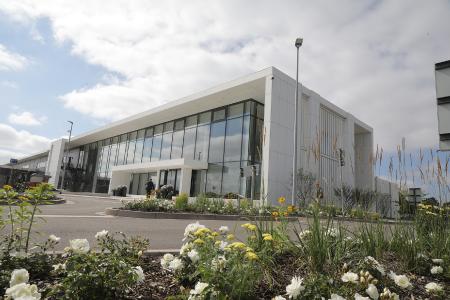 Das Logistikzentrum das European Distribution Center (EDC) wurde im Sommer 2019 offiziell in Betrieb genommen