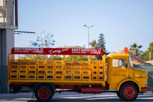 MW-Mallorca-Coca-Cola-Truck_2-c-Froehlich-Film_Thor-Schoof-1536x1024.webp