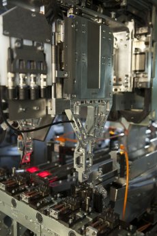 02_WITTENSTEIN_Linearmotor_im_Montagesystem_02.jpg