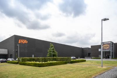 Dematic hat das neue Palettenhochregallager der pgb-Europe NV im belgischen Melle automatisiert. (Foto: Dematic)