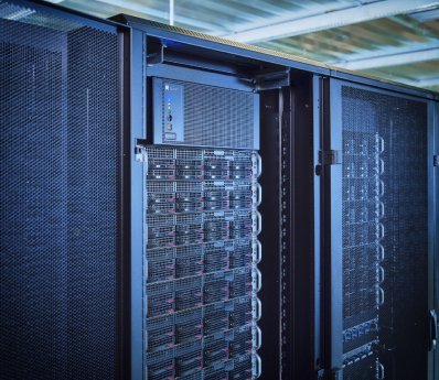 Q.ANT_Native_Processing_Server_als_integrale_Komponente_in_KI-Rechenzentren.jpg