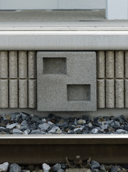 Detailansicht Bahnsteigkante Töging.jpg