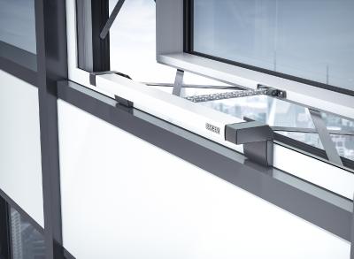 Intelligenter lüften: Fenster mit IQ windowdrives können über das Schnittstellenmodul IQ box KNX in den KNX-Gebäudebus integriert werden / Fotos: GEZE GmbH