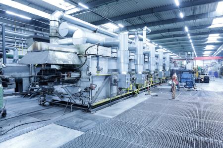 Die modernisierte Produktionslinie ermöglichte eine hohe Prozessenergieeinsparung und führte zu besseren Abgaswerten. Foto: Stahlwerk Unna GmbH & Co. KG