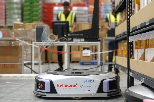 Robotics_Hellmann_Dubai%20II.jpg