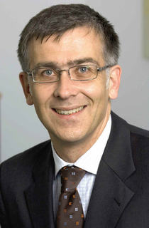 Ein großes Plus für uns war, dass sich Consol*CM dank seiner Standardschnittstellen leicht in unsere IT-Systemlandschaft integrieren ließ", sagt Jörg Plinke, Bereichsleiter Privatkundengeschäft in der Finanzagentur.