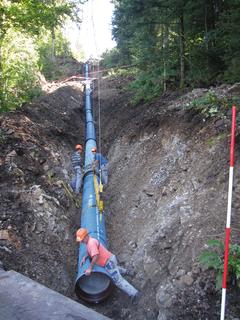 1.944 Meter duktile Gussrohre DN 600 mit ZMU-Umhüllung wurden für die Turbinenleitung des Kraftwerkes Buoholzbach verlegt