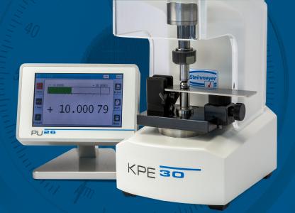 Die Kleinprüfeinrichtung KPE 30 eignet sich für mobile Messungen von zylindrischen und sphärischen Bauteilen und Messobjekten bis 30 mm