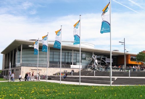 27 Foto TU Ilmenau Humboldtbau 02.jpg