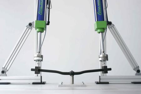 A servopneumatic testing machine follows different load curves, simulating acceleration phases, rough tracks and downhill runs