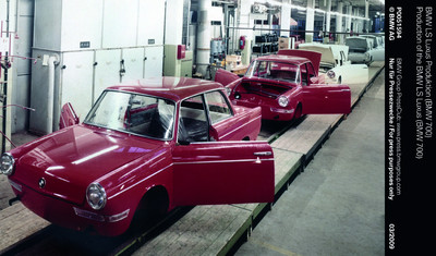 BMW Group feiert erfolgreichen Neustart vor 50 Jahren